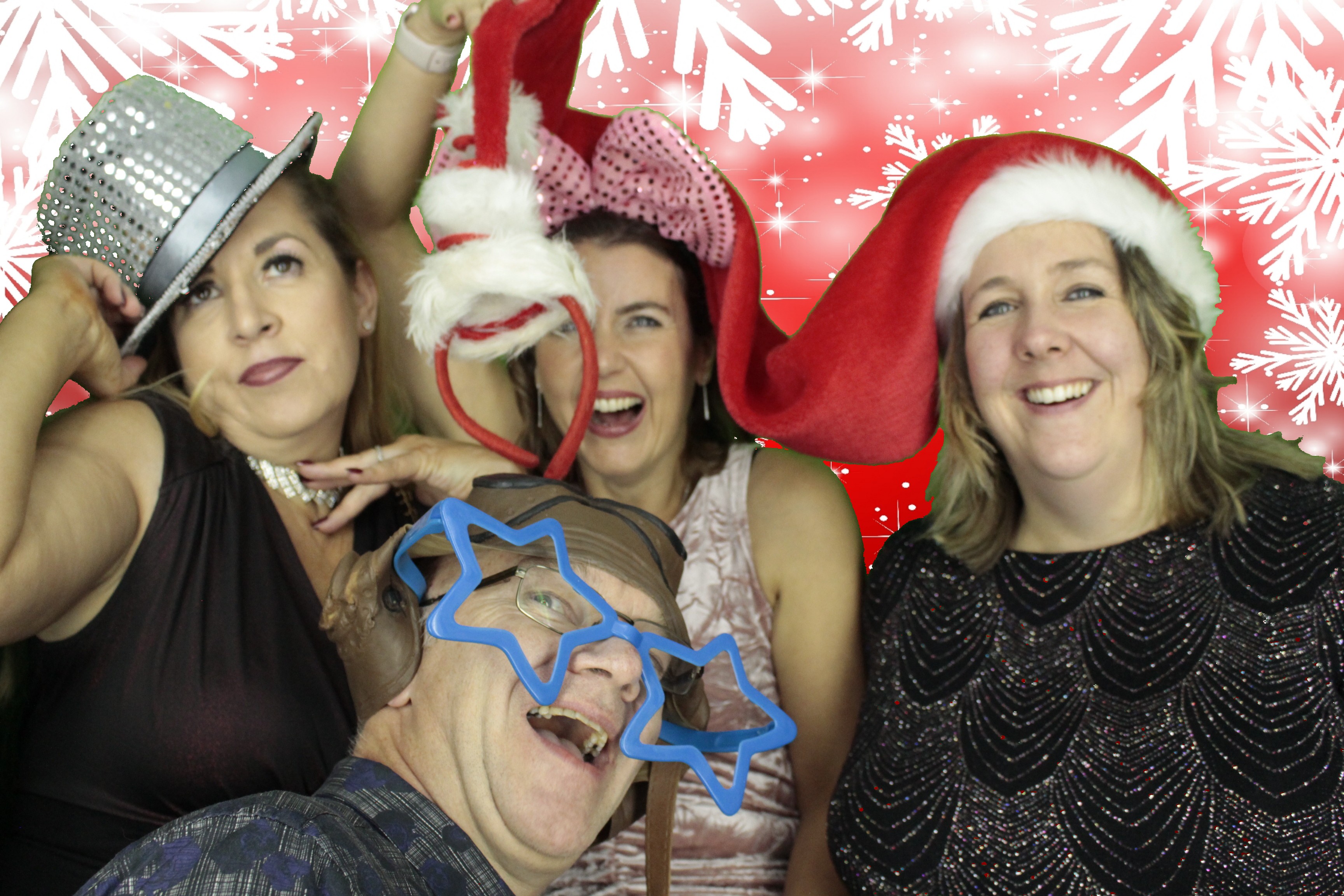 Ocean Network Express Christmas Party 2019 | View more photos from the event at gallery.myphotoboothexperience.co.uk/u/MyPhotoBoothExperienceLtd/Ocean-Network-Express-Christmas-Party-2019